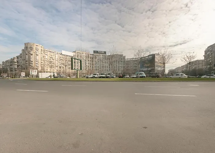 Bright Close To Alba Iulia Square With Wifi Apartment