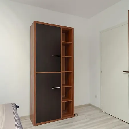 Bright Close To Alba Iulia Square With Wifi Bucharest