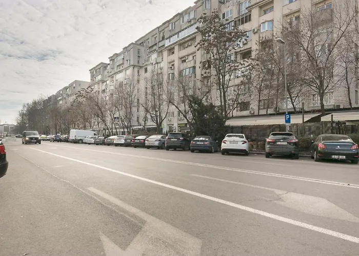 Bright Close To Alba Iulia Square With Wifi *