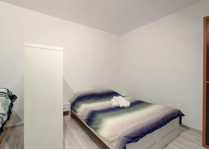 Bright Close To Alba Iulia Square With Wifi *