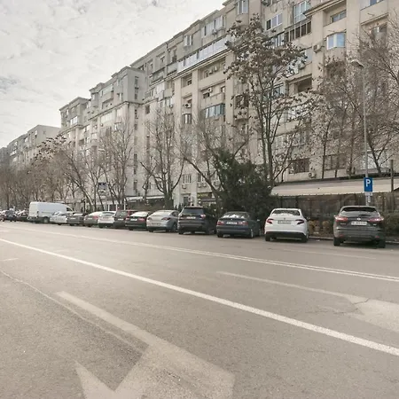 Bright Close To Alba Iulia Square With Wifi *